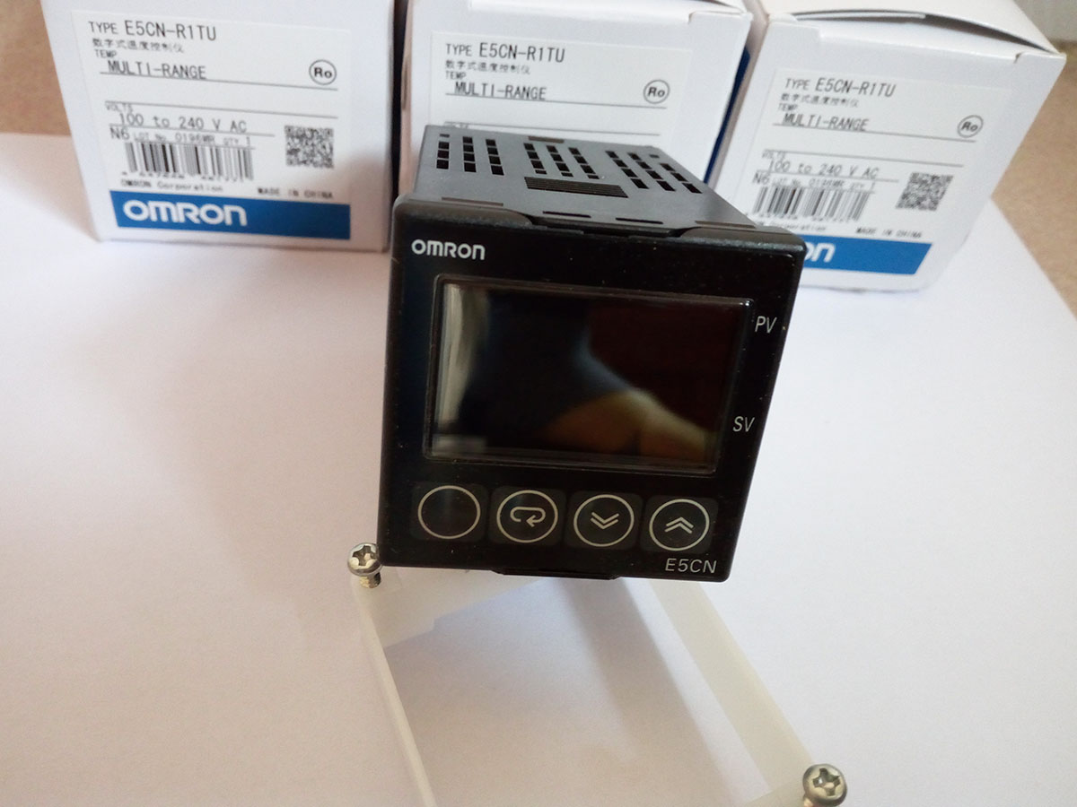 现货供应OMRON E5CWL-R1P ,E5CN-R1TU