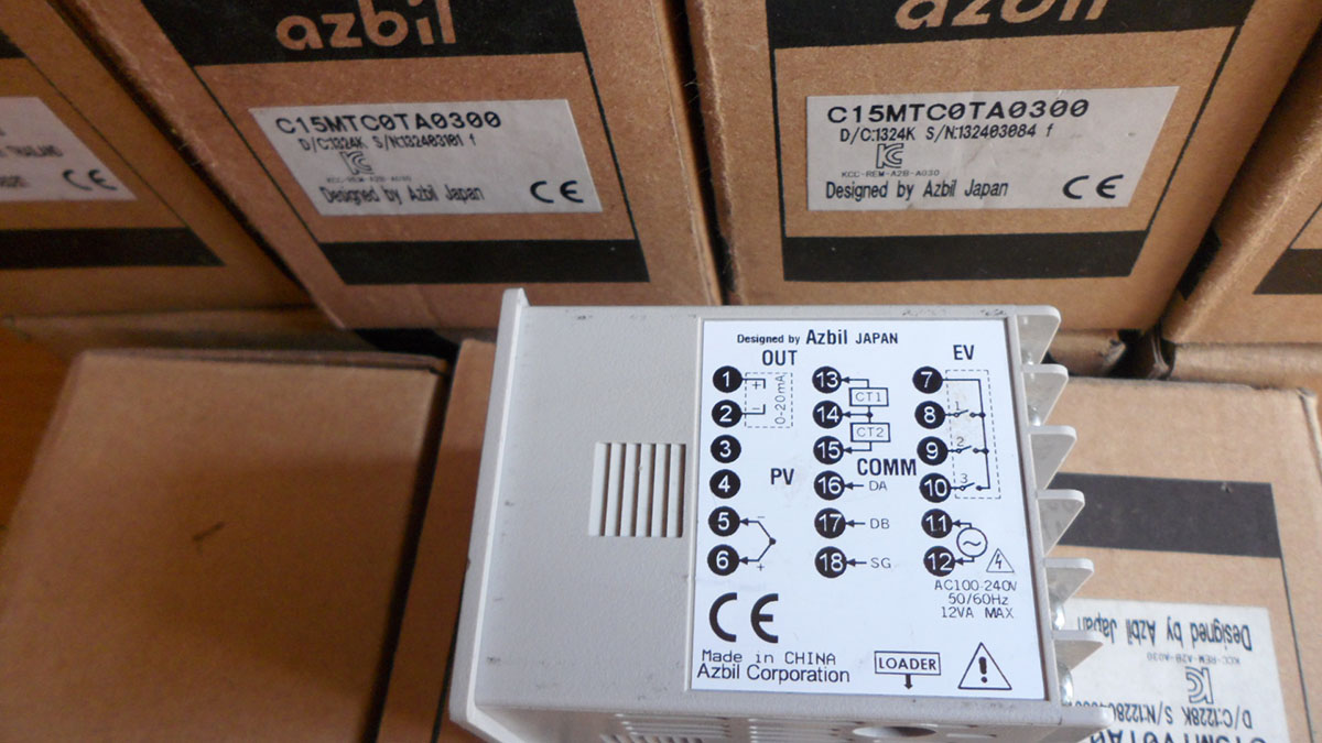 现货供应山武AZBIL C15MTC0TA0300,C15M
